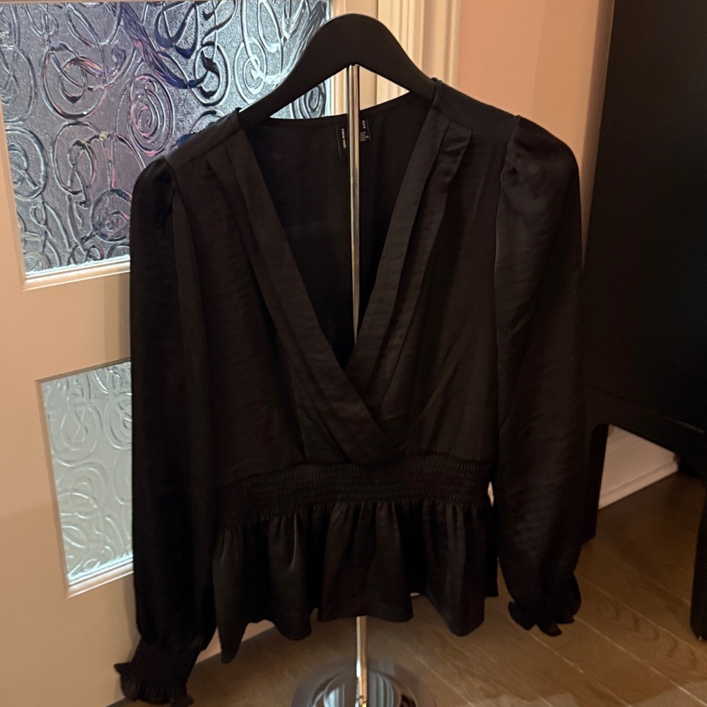 Vero Moda Black V-Neck Peplum Blouse with Smocked Waist